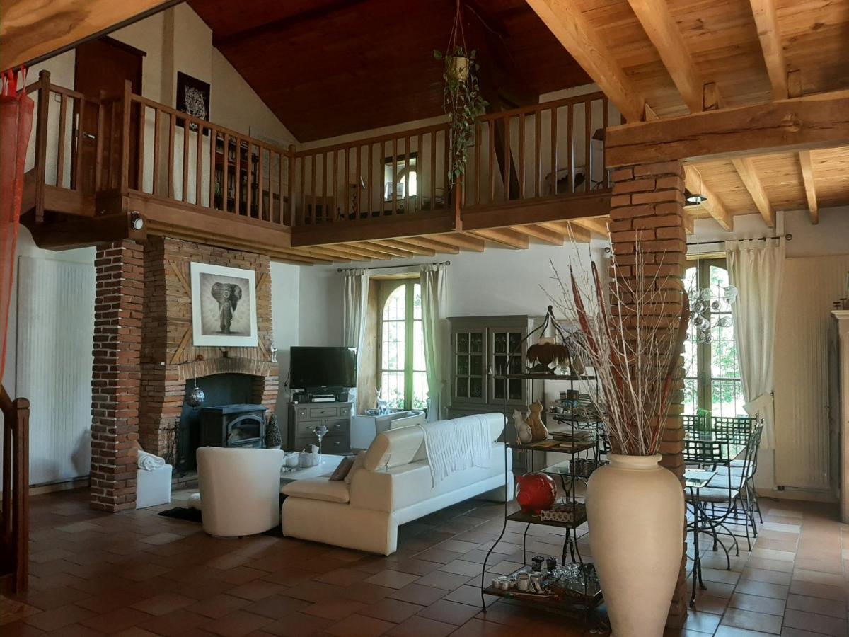 Bed and Breakfast La Gariere Lafrancaise Экстерьер фото